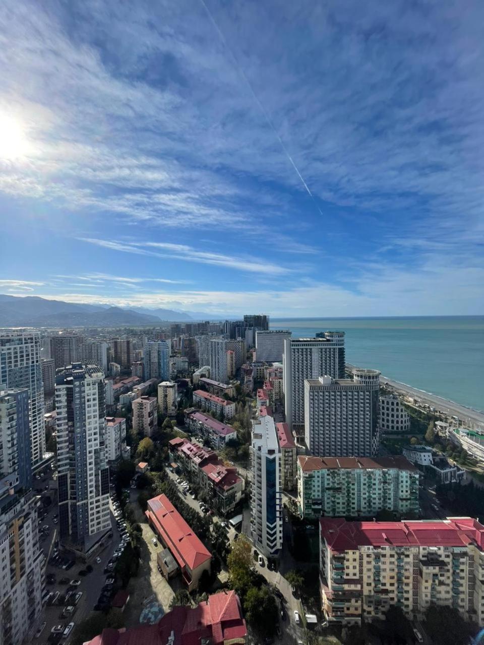 Orbi Сity Sunny Apartments High Floor Batumi Eksteriør billede